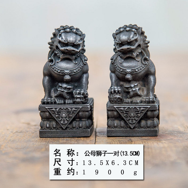 Mini Chinese-Style Rust-Iron Stone Lion Creative Desktop Ornament for Office Decor