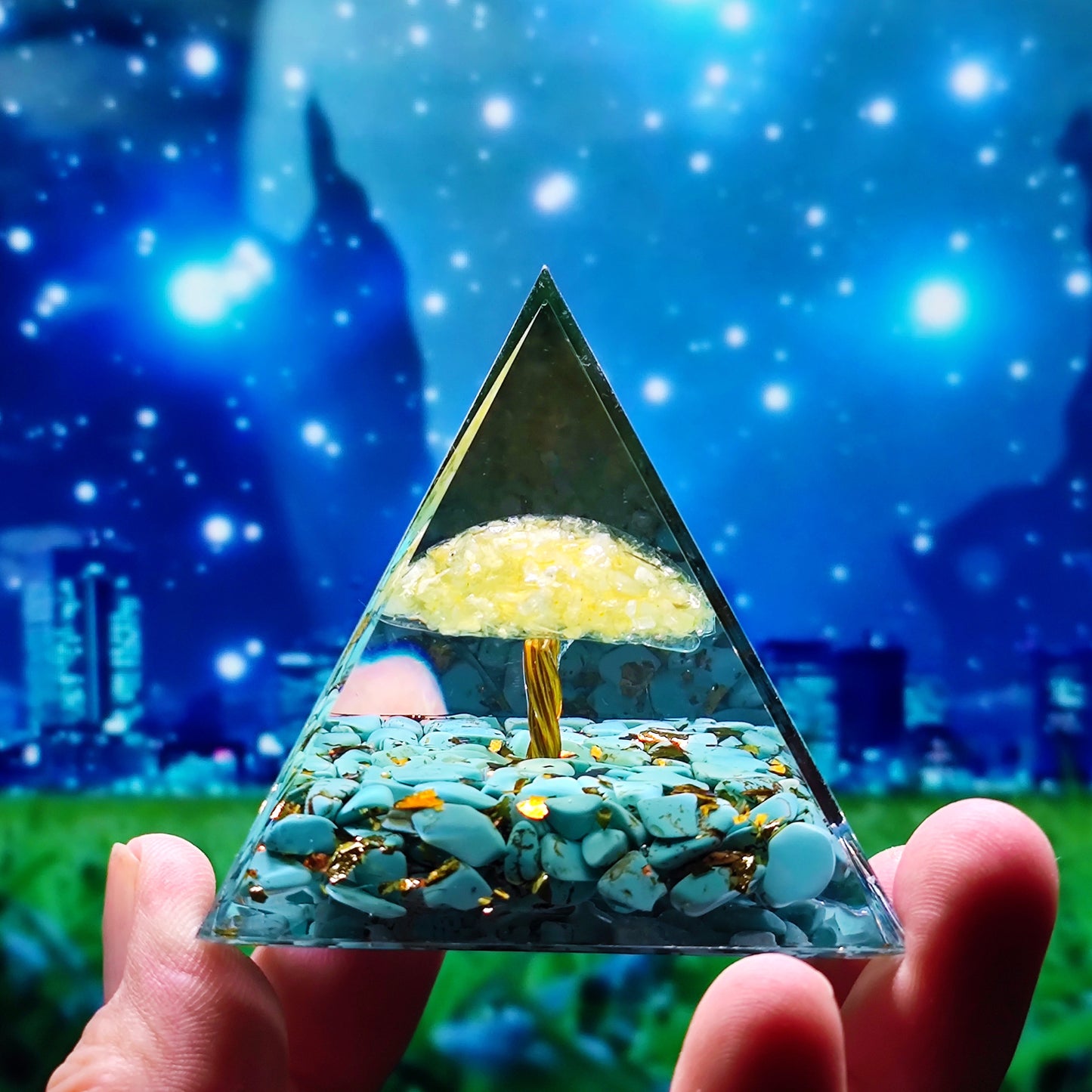 Crystal Ball Shard Pyramid Home Craft Resin Ornament
