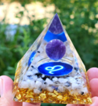 Twelve Zodiac Crystal Ball Stone Pyramid Resin Ornament