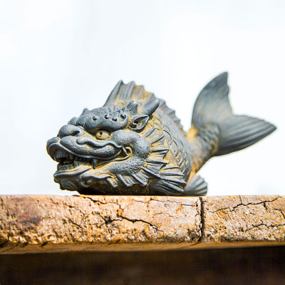 New Chinese-Style Creative Arowana Craft Ornament: Study Decor, Tea Pet, Handcrafted Cast Iron-Style Home Decoration