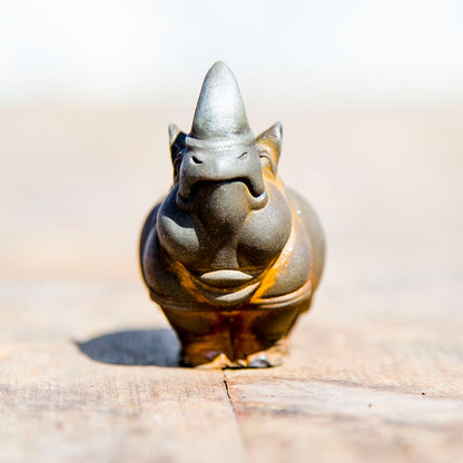 Innovative Rust Mini Rhino Animal Desktop Ornament Made of Faux Cast Iron