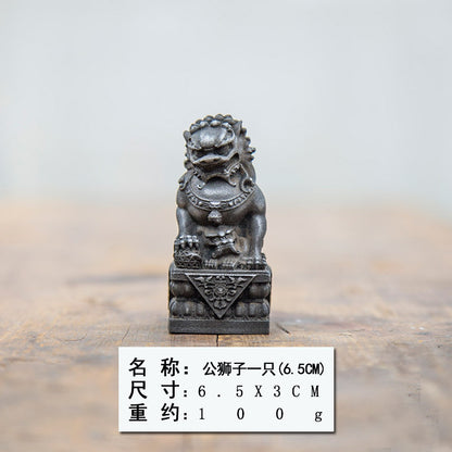 Mini Chinese-Style Rust-Iron Stone Lion Creative Desktop Ornament for Office Decor