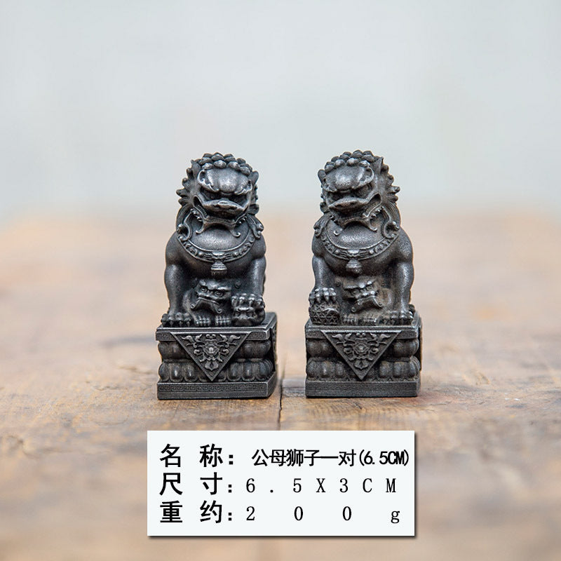 Mini Chinese-Style Rust-Iron Stone Lion Creative Desktop Ornament for Office Decor