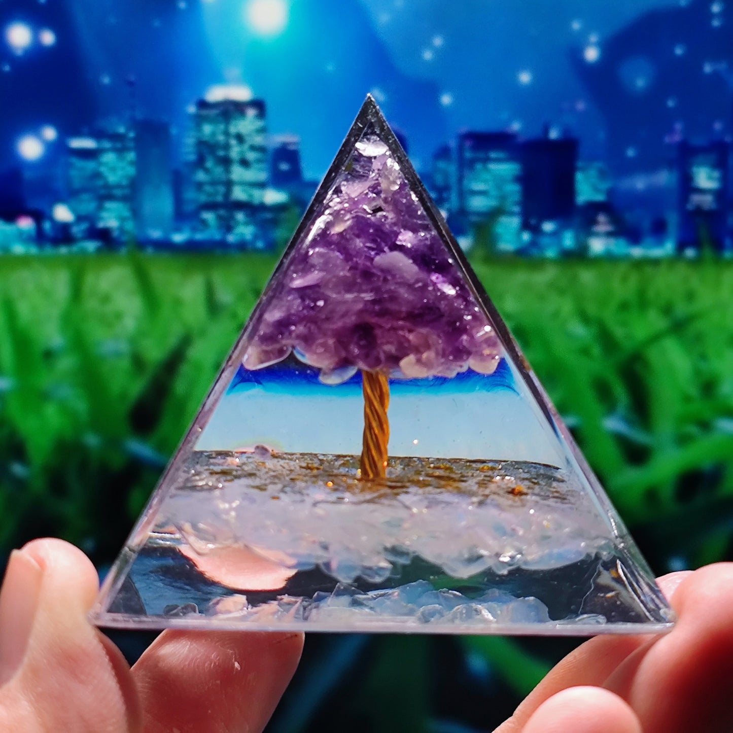 Crystal Ball Shard Pyramid Home Craft Resin Ornament