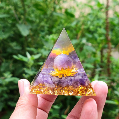 Crystal Ball Stone Pyramid Resin Home Decor Ornament