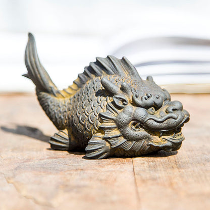 New Chinese-Style Creative Arowana Craft Ornament: Study Decor, Tea Pet, Handcrafted Cast Iron-Style Home Decoration
