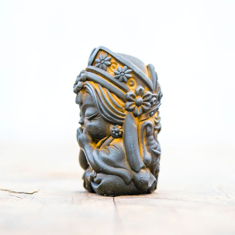 New Chinese-Style National-Inspired "Four-No Zakiram Zen Ornament," Handcrafted Cast Iron-Like Decor for Study, Tea Pet, and Home Display