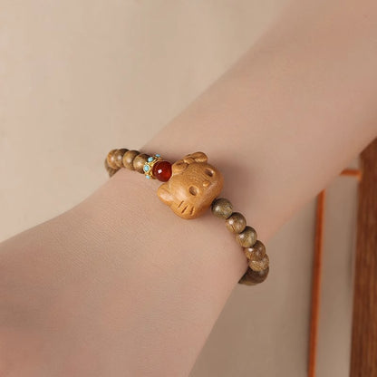 Natural Green Sandalwood Bracelet for Women with Sandalwood Carved Kitty Fortune-Attracting Prayer Beads