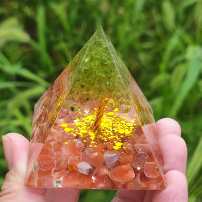 Crystal Ball Shard Pyramid Home Craft Resin Ornament