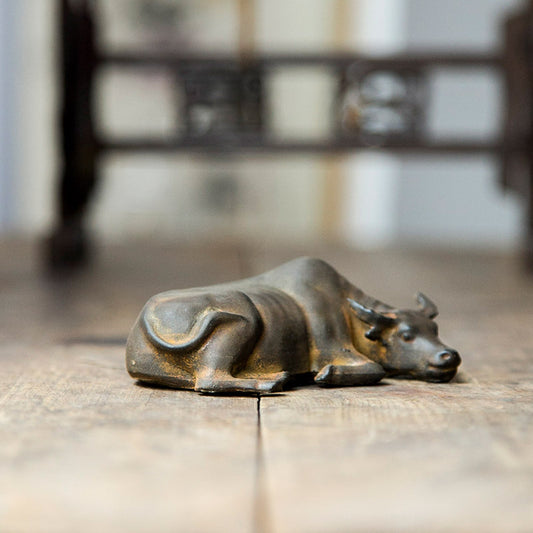 Innovative Rust-Finished Miniature Buffalo Figure in the Chinese Style of Cast Iron