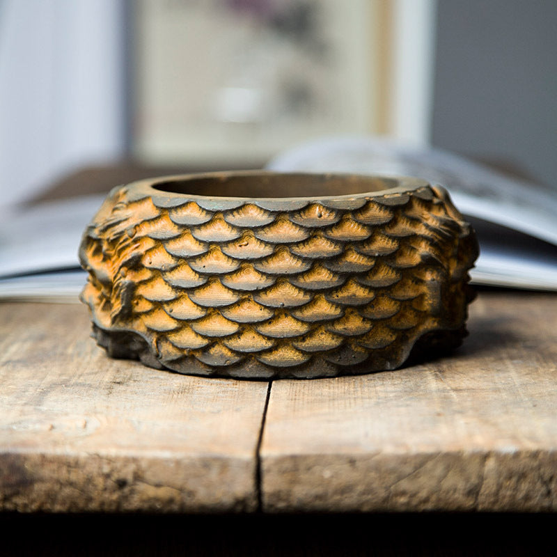 Chinese Cast-Iron Style Dragon Head Ashtray, Vintage Rustic Iron Craft with Dragon Pattern, Handcrafted Retro Ashtray with Natural Rust Finish