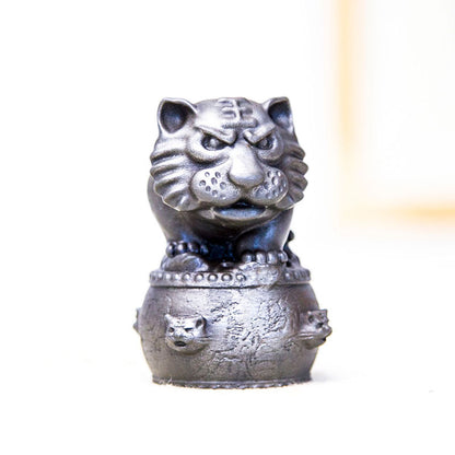 Innovative Chinese Zodiac Cute Tiger Figurine Decoration