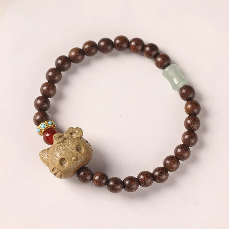 Natural Green Sandalwood Bracelet for Women with Sandalwood Carved Kitty Fortune-Attracting Prayer Beads