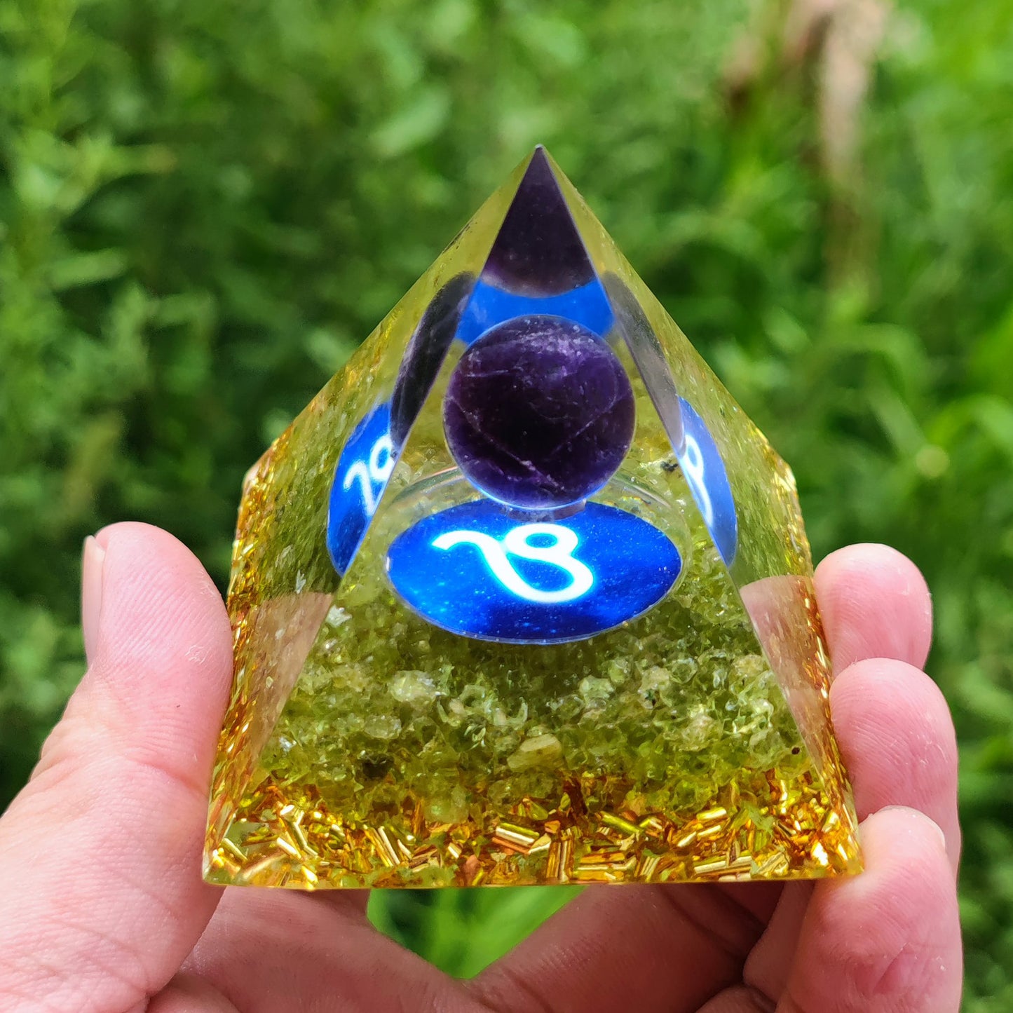 Twelve Zodiac Crystal Ball Stone Pyramid Resin Ornament