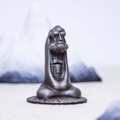 New Chinese-Style Zen Figurine: Dharma Patriarch Desktop Ornament with Rusted Cast-Iron Finish