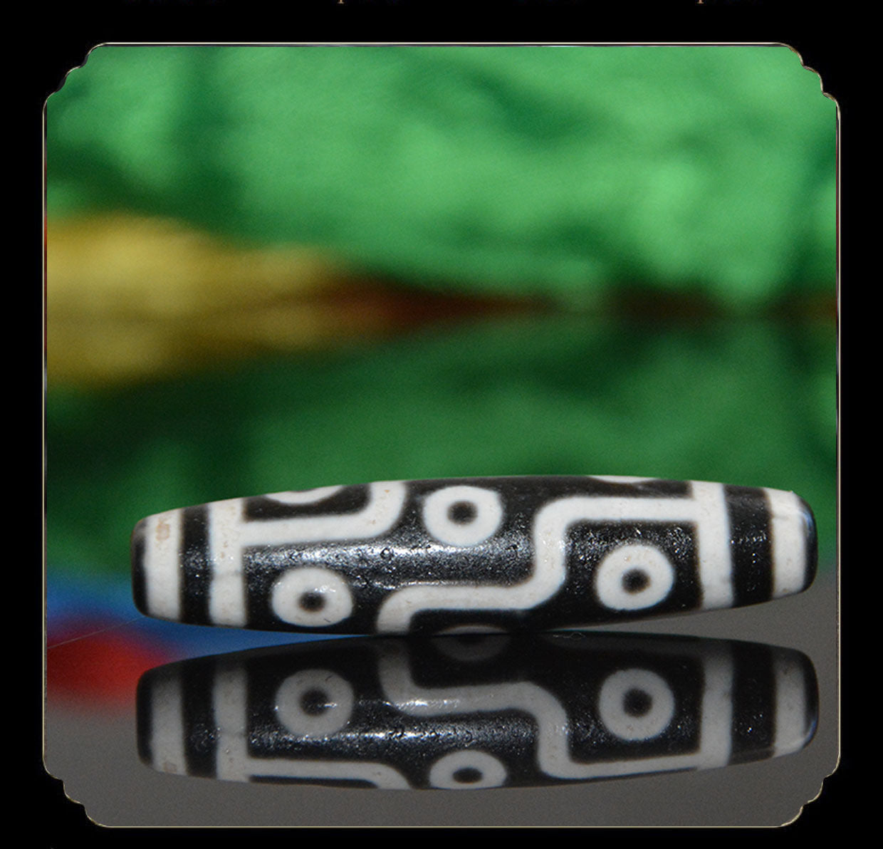 Nine-Eyed Tibetan Agate Chalcedony Dzi Bead Collarbone Pendant Necklace