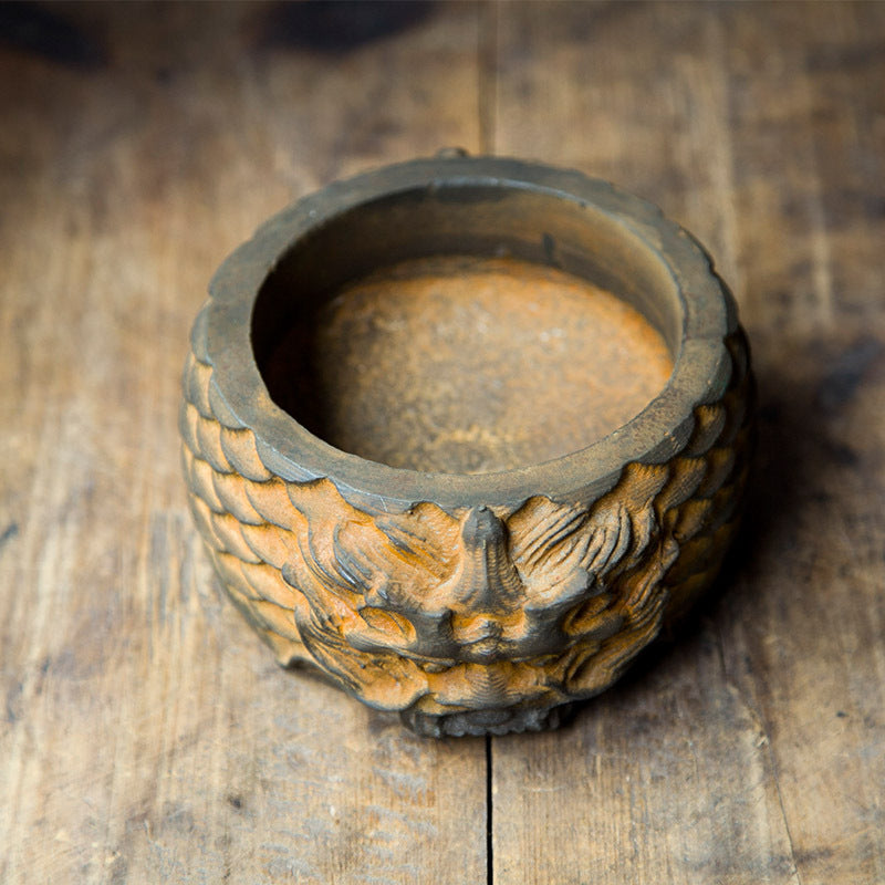 Chinese Cast-Iron Style Dragon Head Ashtray, Vintage Rustic Iron Craft with Dragon Pattern, Handcrafted Retro Ashtray with Natural Rust Finish