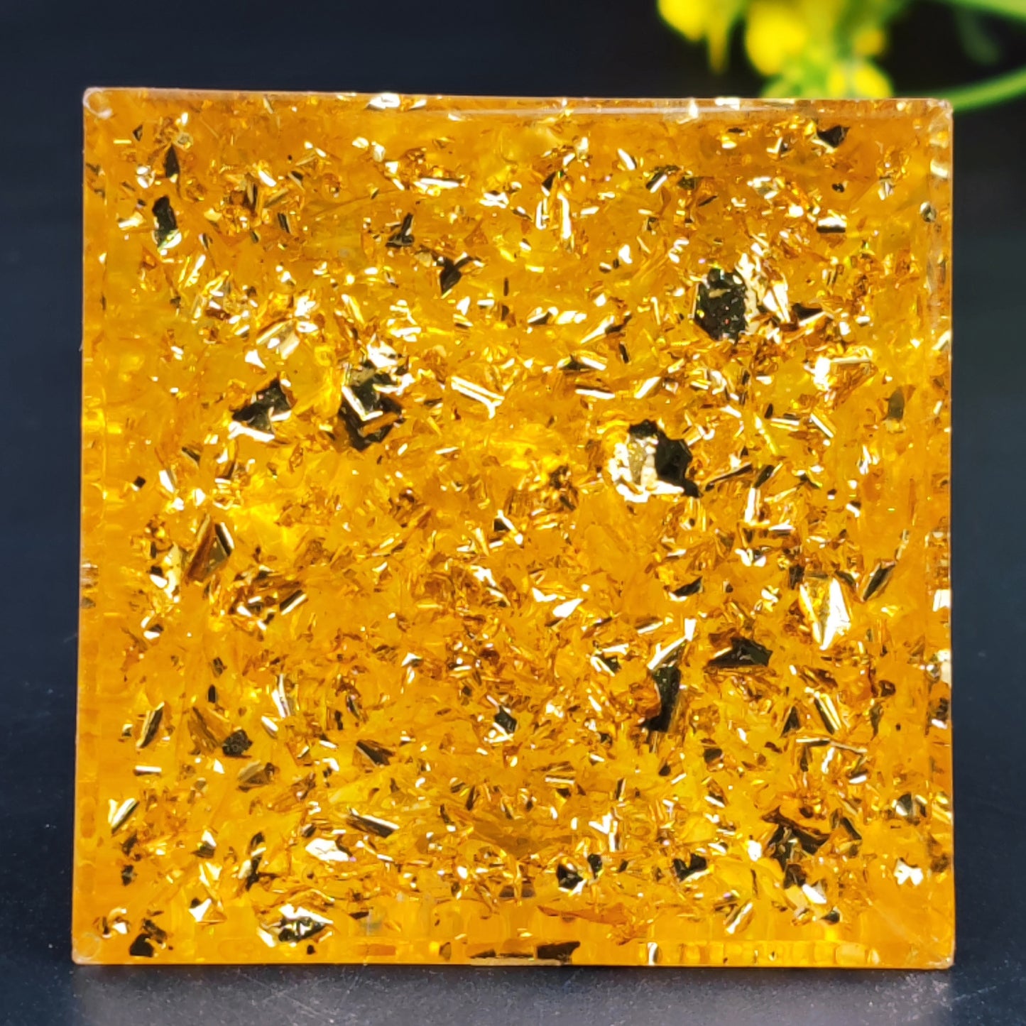 New Crystal Ball Stone Pyramid Home Craft Resin Decor Desktop Ornament