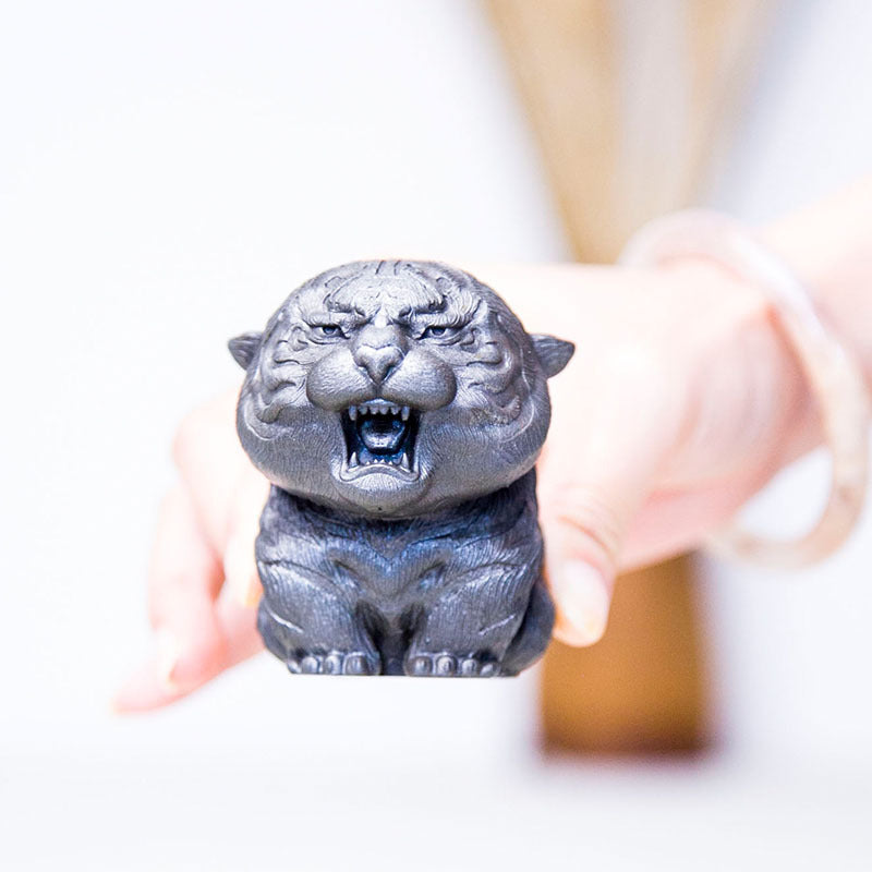 Adorable Mini Tiger Figurine Made of Creative Faux Cast Iron "Calling Mom Tiger," Tea Pet Ornament, Handmade Solid Sculpture