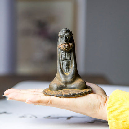New Chinese-Style Zen Figurine: Dharma Patriarch Desktop Ornament with Rusted Cast-Iron Finish