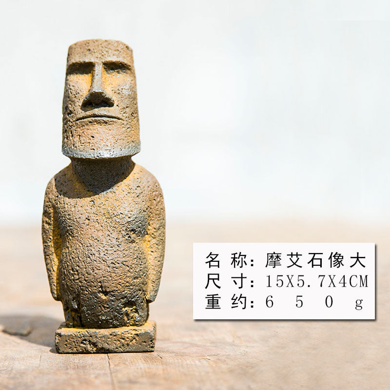 Nordic Style Creative Easter Island Moai Statue Craft Ornament, Handcrafted Decoration for Study Room, Tea Pet, and Cast-Iron Home Decor Display