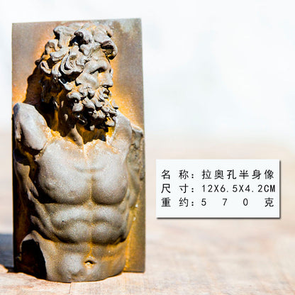 Innovative Modern Minimalist Laocoön Bust Sculpture in Europe Cast Iron Figurine Decorative Art Craft Ornament for Home Desktop