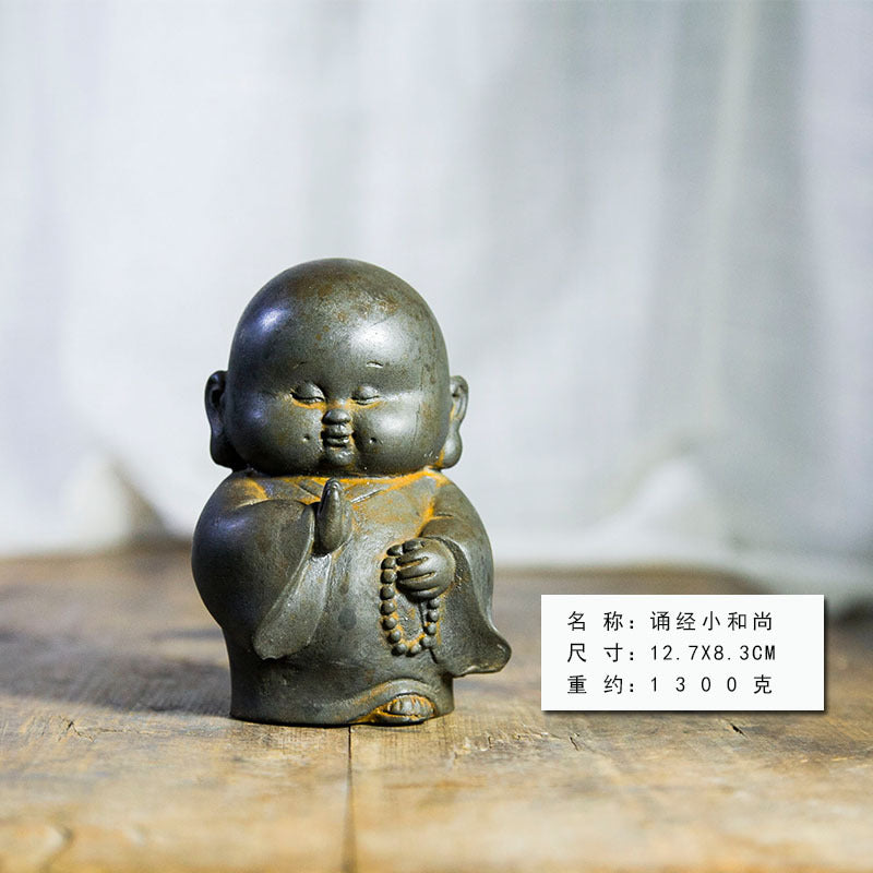 Chinese Cute Chanting Little Monk Handmade Resin Desktop Tea Pet Home Decor Ornament with Zen Inspiring Design