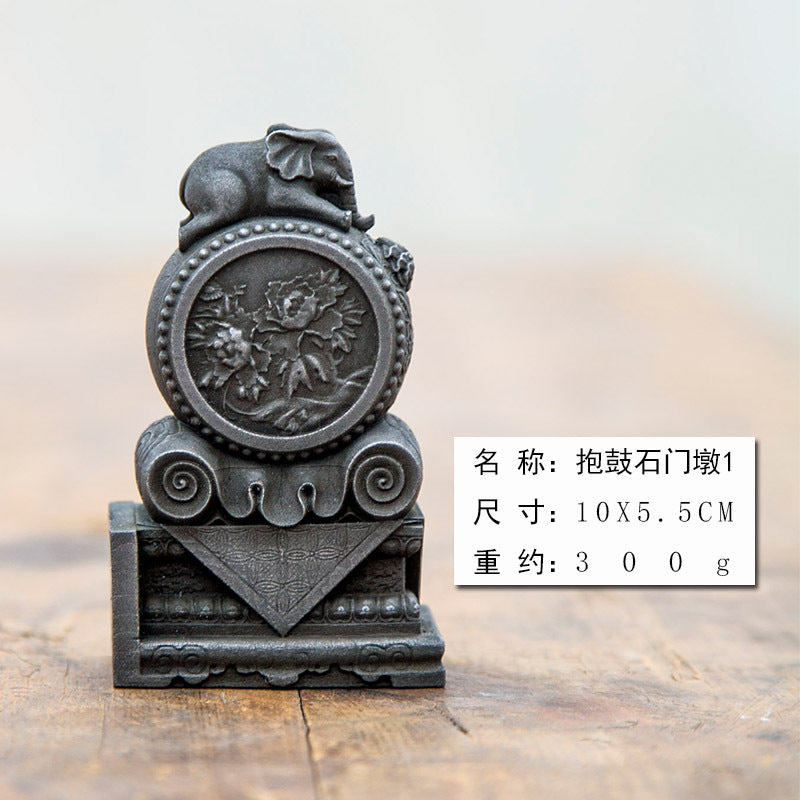 New Chinese-Style National-Inspired Cast Iron Imitation Drum Stone Doorstop Desktop Ornament, Handcrafted Tea Pet in Natural Finish