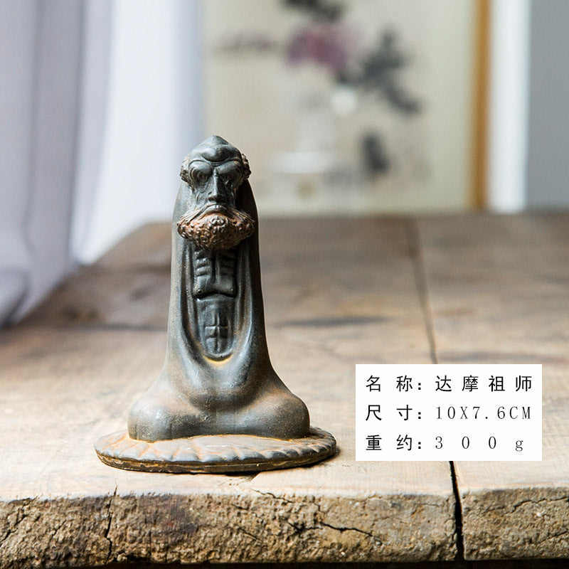 New Chinese-Style Zen Figurine: Dharma Patriarch Desktop Ornament with Rusted Cast-Iron Finish