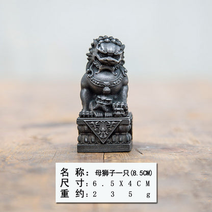 Mini Chinese-Style Rust-Iron Stone Lion Creative Desktop Ornament for Office Decor