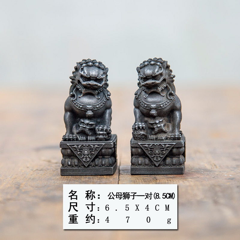 Mini Chinese-Style Rust-Iron Stone Lion Creative Desktop Ornament for Office Decor